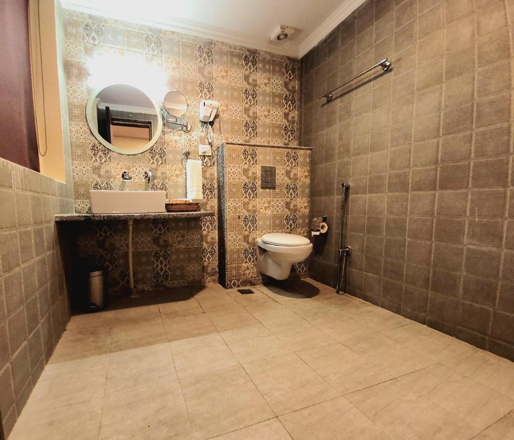 Hotel Green Rooms Srīnagar Zewnętrze zdjęcie