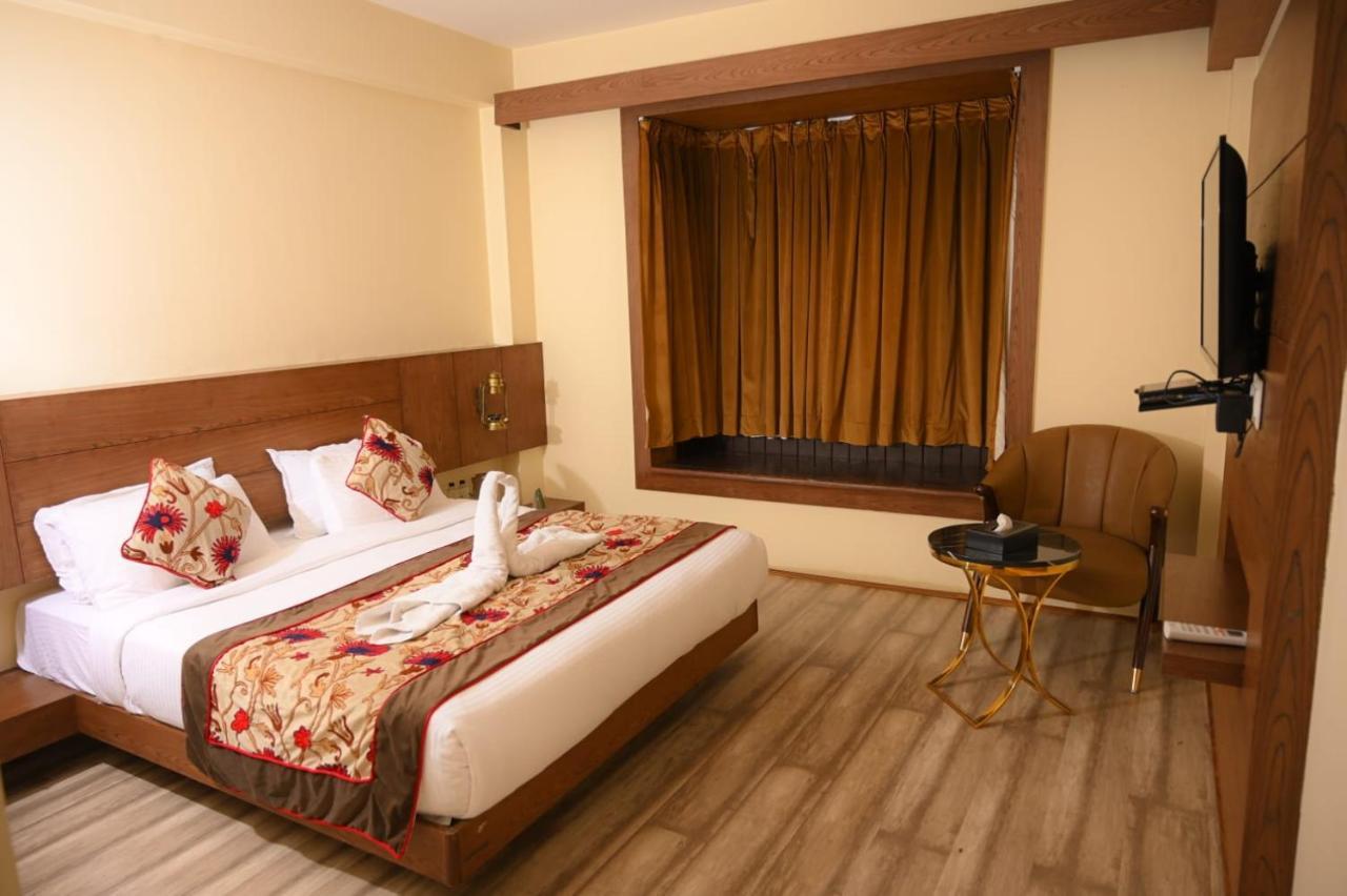 Hotel Green Rooms Srīnagar Zewnętrze zdjęcie