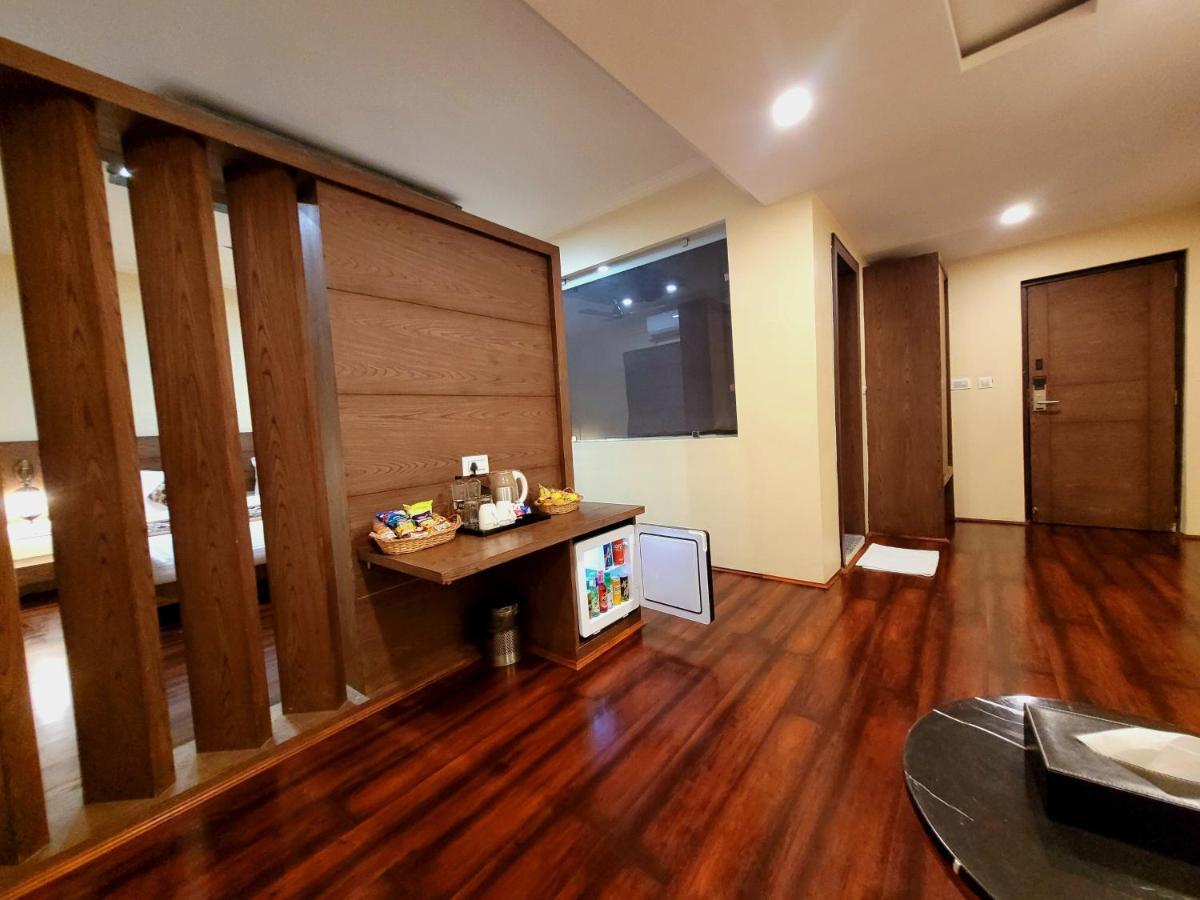 Hotel Green Rooms Srīnagar Zewnętrze zdjęcie